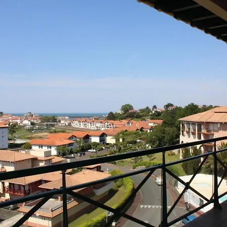Surplomber L'ocean A Sokoa *